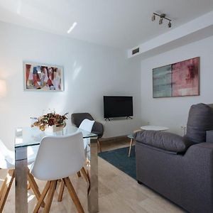 Triana Home - Free Parking